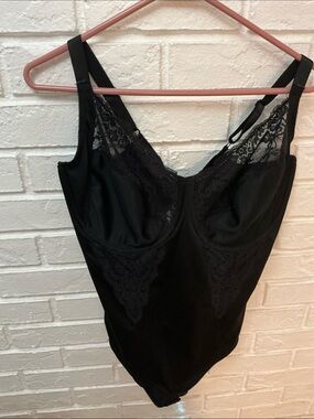 Maiden form Women’s Firm Control Shape Wear Black Lace Bodysuit Size 42 DD  NEW